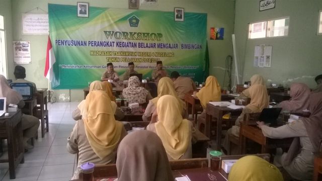 Pembukaan Workshop Pembukaan Workshop Penyusunan RPP